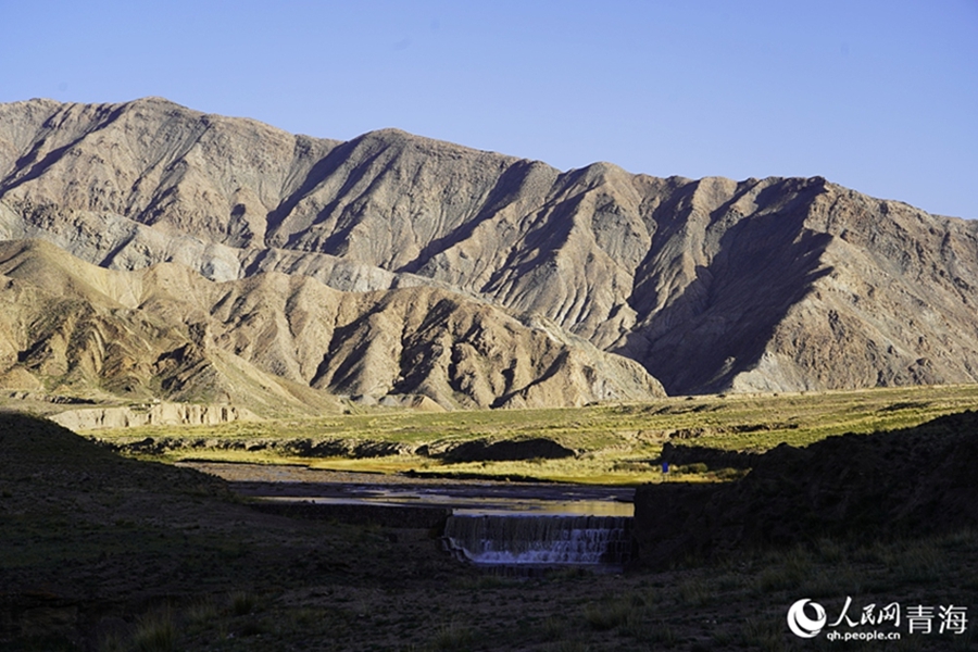 Autumn views of NW China's Qilian Mountains