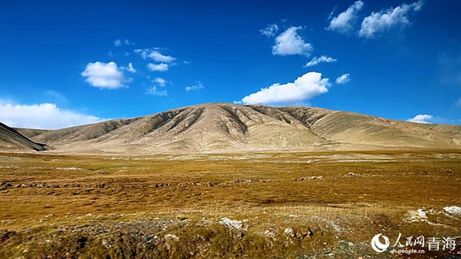 Autumn views of NW China's Qilian Mountains