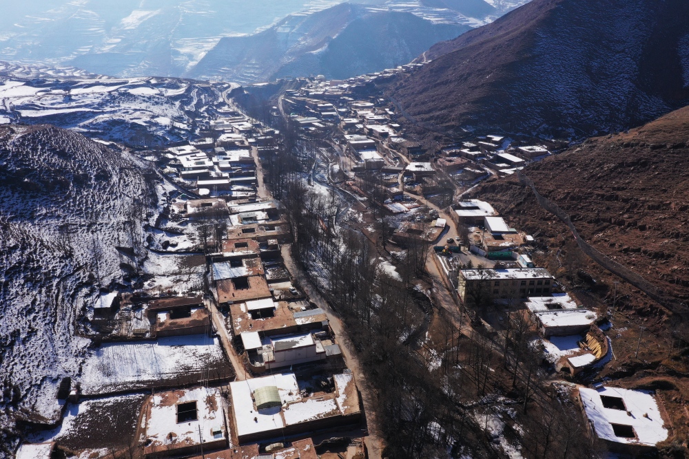 Tibetan villages in NW China's Qinghai embrace new life