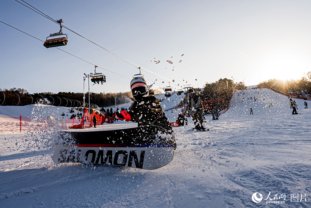 In pics: Winter sports boom across China