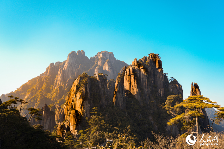 In pics: Mesmerizing sunset scenery at Sanqing Mountain, E China's Jiangxi