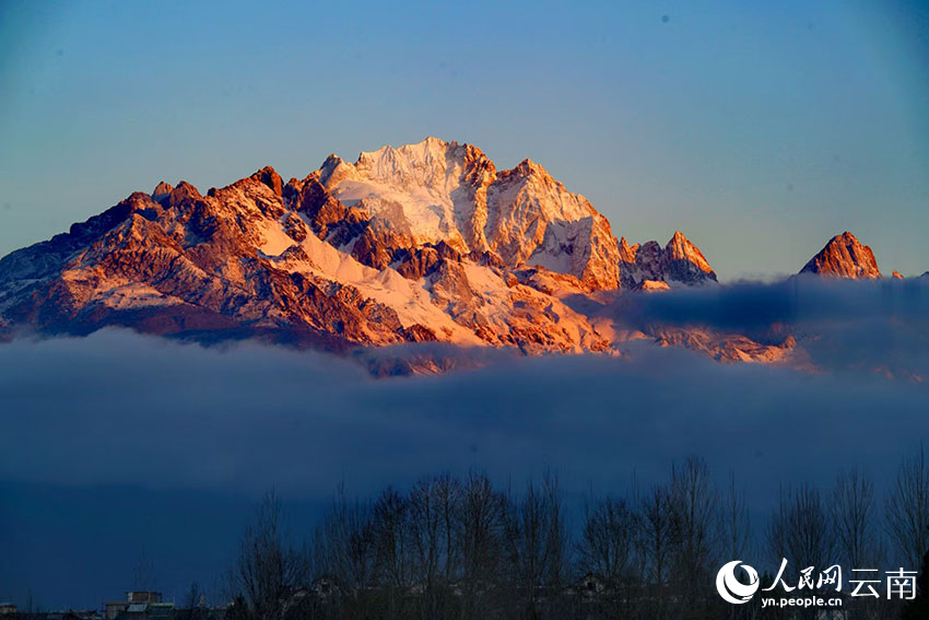 Stunning beauty of Yulong Snow Mountain after snowfall in SW China's Yunnan