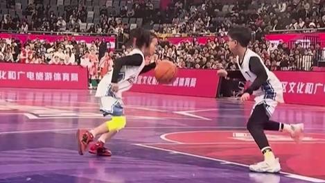 11-year-old hooper dazzles with dreamy footwork