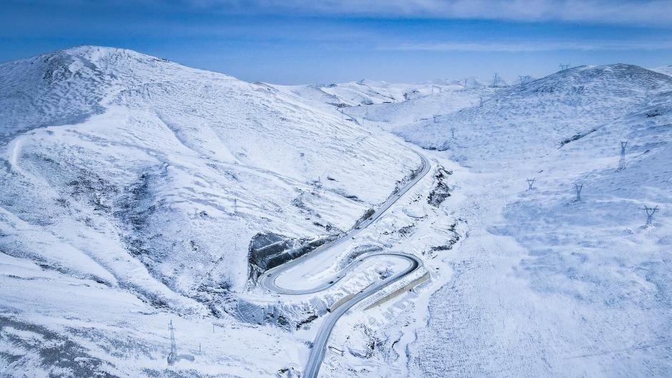 Snow scenery of Tibetan Autonomous Prefecture of Golog, NW China's Qinghai