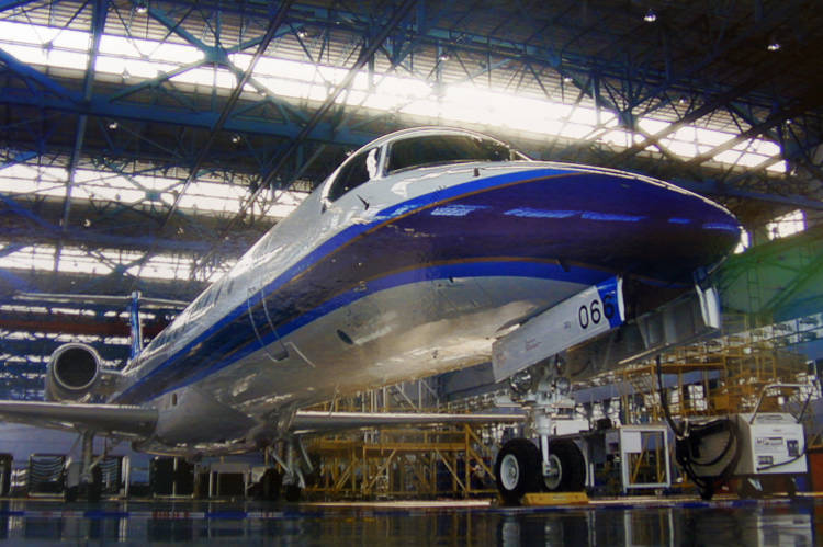 The photo shows the ERJ145 regional jet aircraft at the delivery ceremony in Harbin, capital of Northeast China's Heilongjiang province. ERJ145 is jointly produced by China Aviation Industry Corporation II and Brazilian counterparts. (People's Daily Online/Jiang Jianhua)