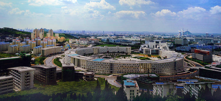 Qilu Software Park in Jinan, capital city of east China’s Shandong Province. (People's Daily Online/Jiang Jianhua)