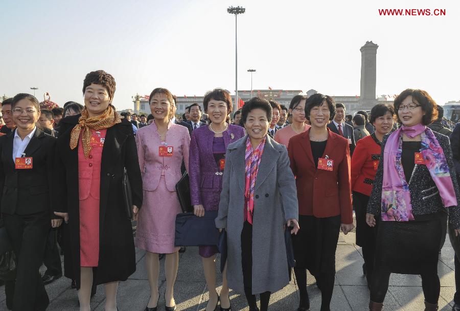 Delegates of the 18th National Congress of the Communist Party of China (CPC) arrive to attend the 18th CPC National Congress at the Great Hall of the People in Beijing, capital of China, Nov. 8, 2012. The 18th CPC National Congress will be opened in Beijing on Thursday morning. (Xinhua/Xie Huanchi)