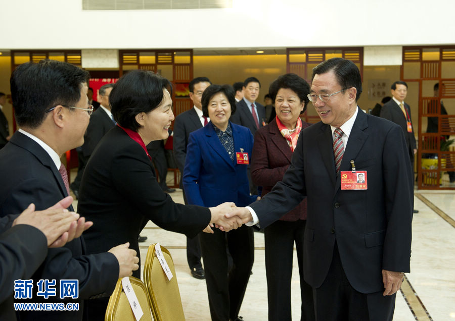 He Guoqiang (R, front) joins a panel discussion of Fujian delegation to the 18th National Congress of the Communist Party of China (CPC) in Beijing, capital of China, Nov. 8, 2012. The 18th CPC National Congress was opened in Beijing on Thursday. (Xinhua/Huang Jingwen)