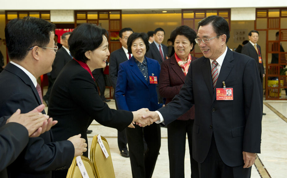 He Guoqiang (R, front) joins a panel discussion of Fujian delegation to the 18th National Congress of the Communist Party of China (CPC) in Beijing, capital of China, Nov. 8, 2012. The 18th CPC National Congress was opened in Beijing on Thursday. (Xinhua/Huang Jingwen)