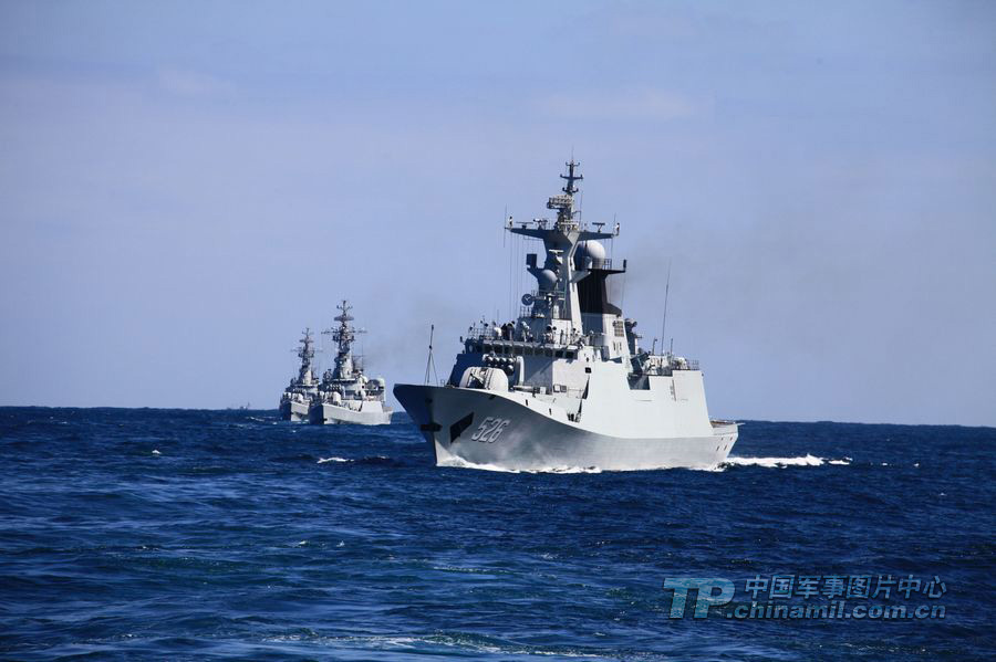 Chinese navy conducts a joint exercise in the East China Sea with the country's fishery administration and marine surveillance agency on October 19, 2012. The exercise is aimed at improving coordination between the navy and administrative patrol vessels and sharpening their response to emergencies in missions to safeguard territorial sovereignty and maritime interests.(Chinamil.com.cn/Zhang Zhe, Zhang Lei, Fang Lihua and Ju Zhenhua)