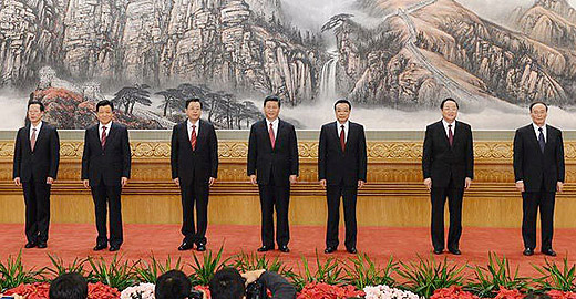 Xi leads top leadership to meet press