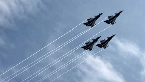 Daily Review of Airshow China 2012 (November 15)