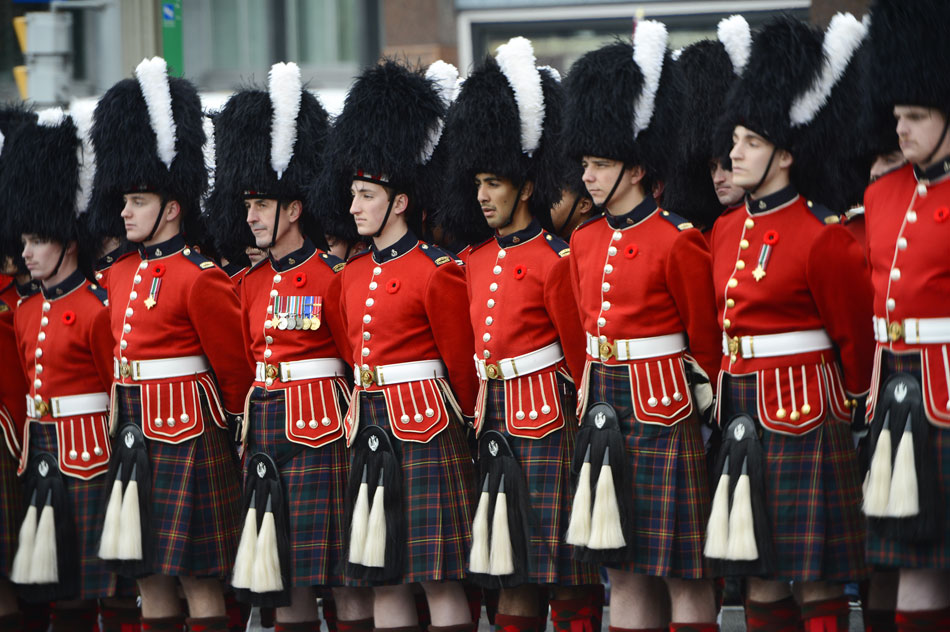 Canadian soldiers take part in Remembrance Day ceremony in Vancouver, Canada, November 11, 2012. Remembrance Day is a memorial day observed in Commonwealth countries to remember the sacrifices of the armed forces and civilians in times of war, specifically since the First World War. (Xinhua/Sergei Bachlakov)