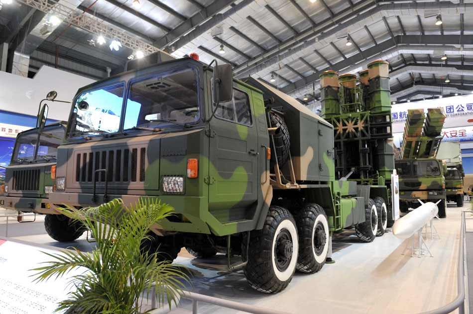 China’s FD-2000 anti-aircraft missile is seen at the Airshow China 2012 in south China’s Zhuhai, Nov. 14, 2012. (Chinanews.com/Ke Xiaojun)