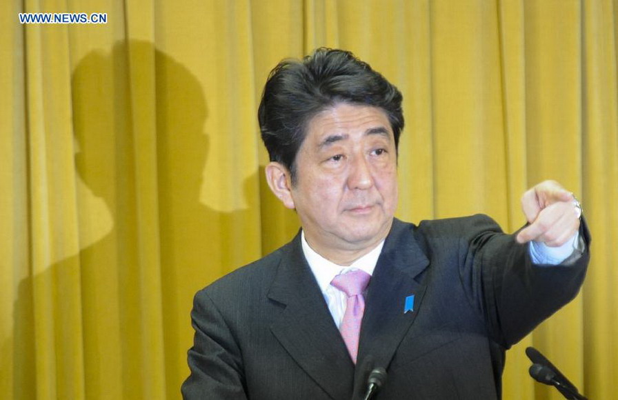 Shinzo Abe, leader of Japan's Liberal Democratic Party (LDP), attends a press conference at the headquarters of LDP in Tokyo, Japan, Dec. 17, 2012. LDP won by a landslide in Sunday's House of Representatives election as it solo secured 294 seats in the election. (Xinhua/Kenichiro Seki) 