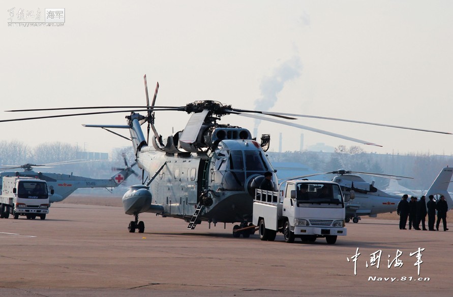 A carrier-based aircraft regiment under the North Sea Fleet of the Navy of the Chinese People's Liberation Army (PLA) successfully completed the training of the last flying day of this year on December 19, 2012. It marks this regiment's annual flight training has been satisfactorily completed. (navy.81.cn/Hu Baoliang, Wang Yan)