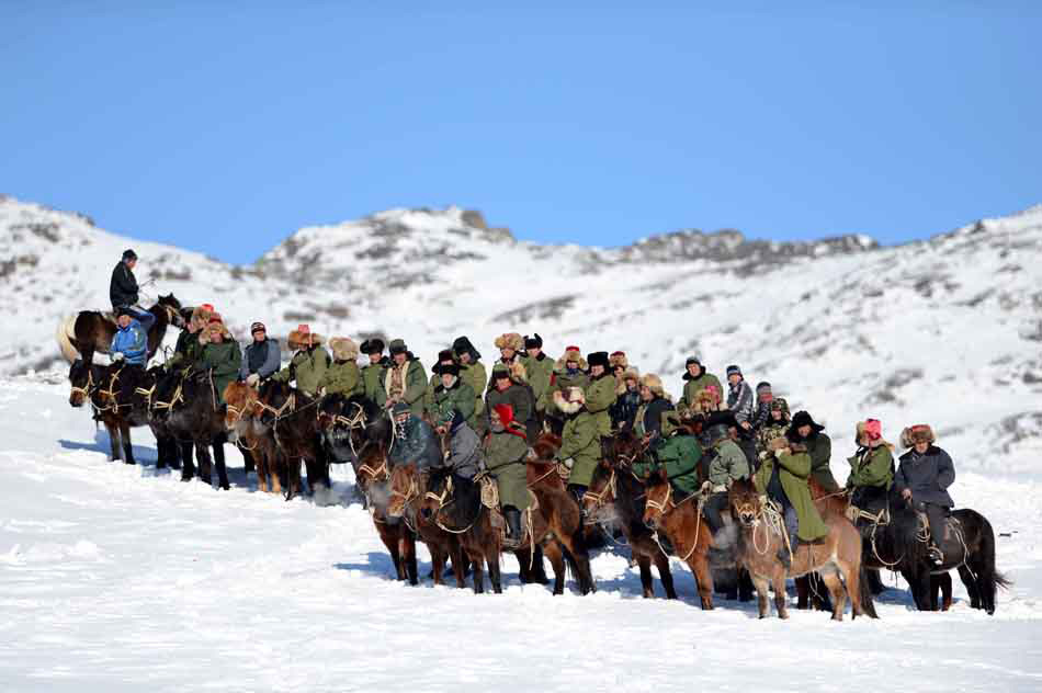 Audience watches the game on Jan. 7, 2013. (Photo/Xinhua)