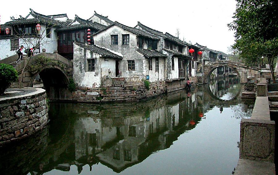 Photo taken on April 9, 2007 shows a view of Zhouzhuang, an ancient town of Kunshan City. east China's Jiangsu Province. (Xinhua/Wang Song) 