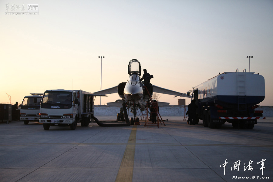 Recently, multi-types of airplanes of the aviation force under the North China Sea Fleet of the Navy of the Chinese People's Liberation Army (PLA) completed their first flight training of 2013. According to an official source, the 168 pilots participated in the training have accomplished the training on 11 basic flight subjects such as tactical maneuver, tactical coordination in flight formation and so on. (China Military Online/Wang Jing, Sun Fei, Liu Yizhen) 