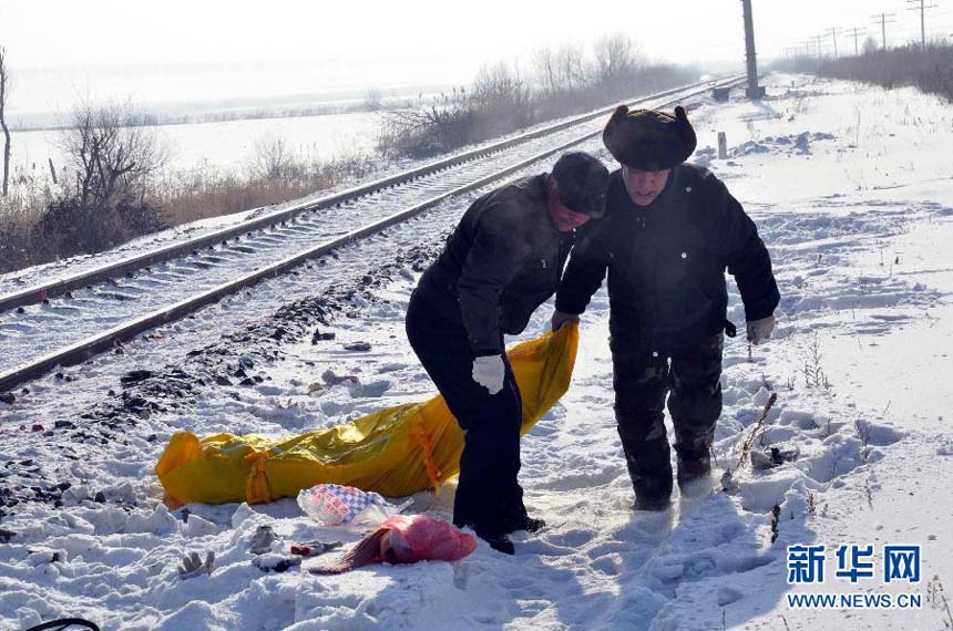 Ten people died after a cargo train and a passenger bus collided on Monday morning in northeast China's Heilongjiang Province, local government sources said. The collision happened at 7:36 a.m. in the city of Heihe. (Xinhua/Photo)