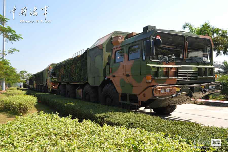 A shore-based missile regiment of the South Sea Fleet under the Navy of the Chinese People's Liberation Army (PLA) conducts military training. (navy.81.cn/Zhao Changhong, Shen Huayue)