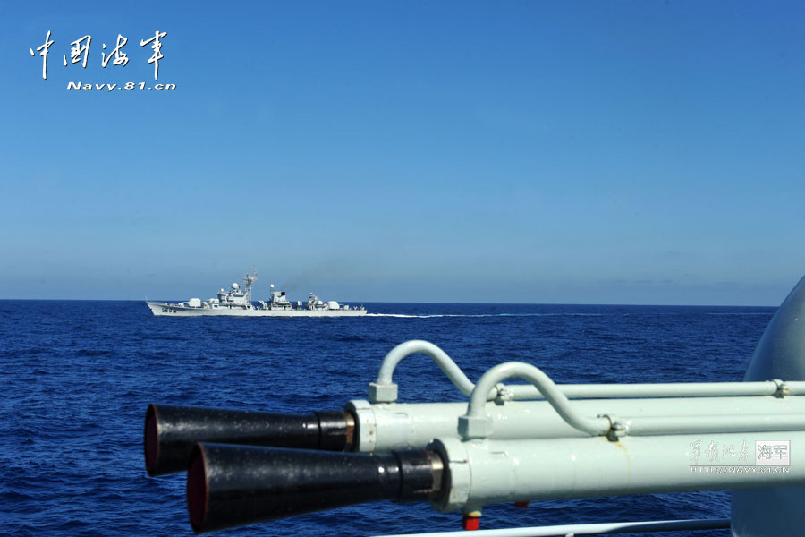 Recently two frigates of South Sea Fleet conduct drill and patrol in South China Sea in order to meet the demand of future maritime battles. (Photo/ Navy.81.cn)