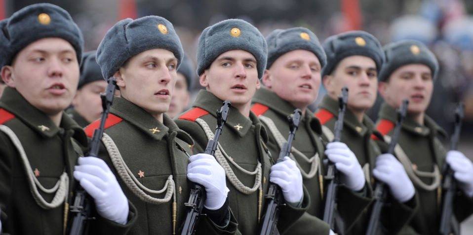 Russian soldiers march by the monument to Motherland during ceremonies marking the 70th anniversary of the Battle of Stalingrad in southern Russian city of Volgograd, once known as Stalingrad, Saturday, Feb. 2, 2013. (Xinhua/AFP)