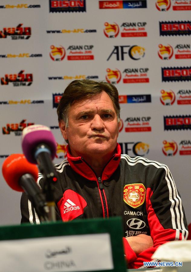 Jose Antonio Camacho Alfaro, head coach of Chinese national football team, attends the pre-match press conference in Dammam, Saudi Arabia, Feb. 5, 2013. Saudi Arabia VS China Asian Cup Qualification Group C football match will be held on Feb. 6, 2013 in Dammam. (Xinhua/Qin Haishi) 