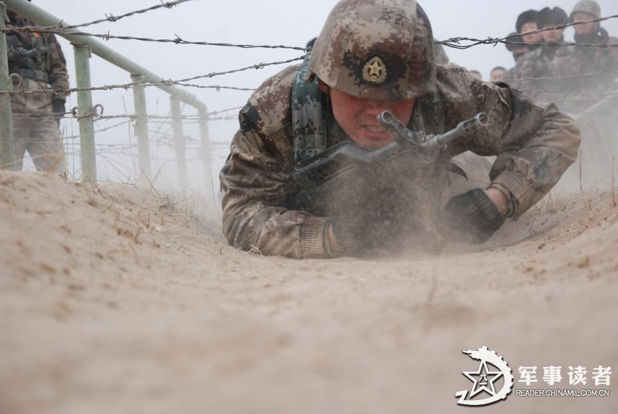 Soldiers of a regiment of the Lanzhou Military Area Command (MAC) of the Chinese PLA train hard in the barrack. (China Military Online/Gong Shuangwen, Yang Guo, Hu Gai)  