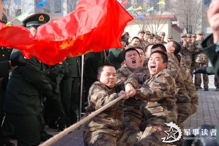 Soldiers of a regiment of the Lanzhou Military Area Command (MAC) of the Chinese PLA train hard in the barrack. (China Military Online/Gong Shuangwen, Yang Guo, Hu Gai)  