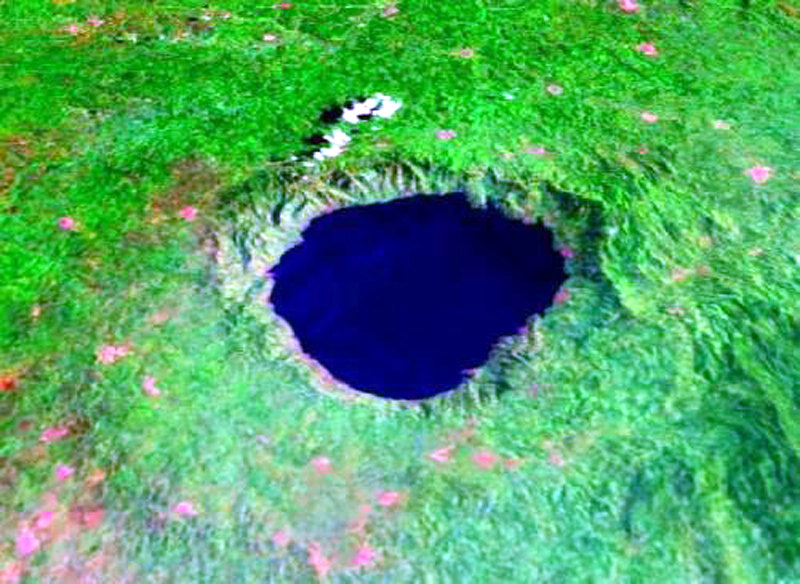 Lake Bosumtwi in Ghana (Source: xinhuanet.com/photo)