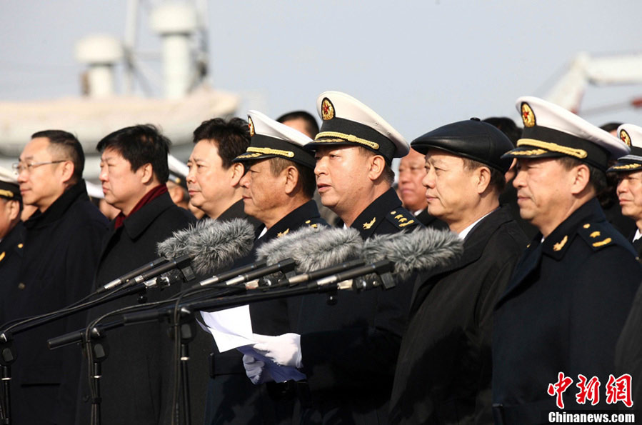 The 14th naval squad, sent by the Chinese People's Liberation Army (PLA) Navy, departed Saturday from China to the Gulf of Aden and Somali waters for escort missions. The 14th convoy fleet comprises three ships -- the missile destroyer Harbin, the frigate Mianyang and the supply ship Weishanhu -- carrying two helicopters and a 730-strong troop, all from the North China Sea Fleet under the PLA Navy.（CNS/Xu Chongde）