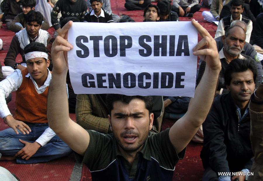 Pakistani Shiite Muslims shout slogans during a protest in eastern Pakistan's Lahore on Feb. 18, 2013, condemning the terrorist bomb attack on Saturday which killed 90 people in Quetta, local media reported on Monday. (Xinhua/Sajjad) 