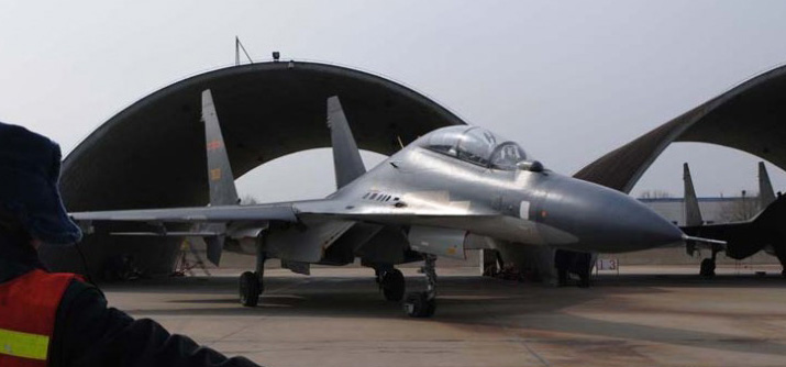 A Su-30 fighter formation of the Air Force of the Chinese People's Liberation Army (PLA) conducts a high-altitude attack and defense confrontation training at a flight training base in north China. (China Military Online/Huang Ziyue, Zhan Zhilei)