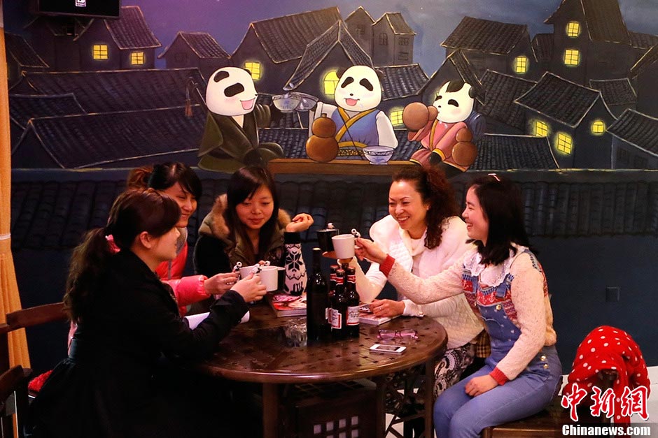 A new panda-themed hotel has opened at the foot of Emei Mountain, Southwest China's Sichuan province, Feb 25, 2013. The hotel is reportedly the first panda-themed hotel in the world. (Photo/CNS)