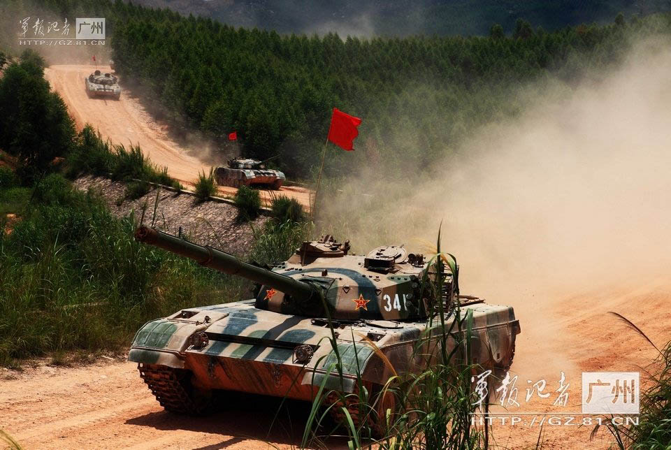 With improvement of teaching mode, a military training base of the Guangzhou Military Area Command (MAC) of the Chinese People's Liberation Army (PLA), as an advanced training institution, has substantially enhanced the training quality of the troops. (China Military Online/Yu Yan)  