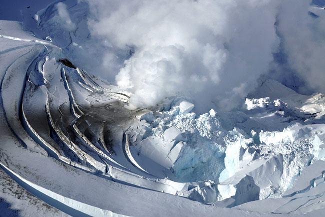 Mount Redoubt, Alaska, USA (Source: www.huanqiu.com)