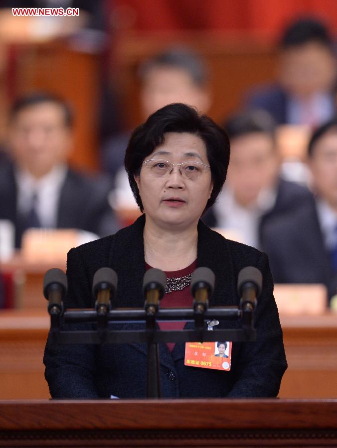 Cui Yu, a member of the 12th National Committee of the Chinese People's Political Consultative Conference (CPPCC), speaks at the second plenary meeting of the first session of the 12th CPPCC National Committee at the Great Hall of the People in Beijing, capital of China, March 7, 2013. (Xinhua/Wang Ye) 