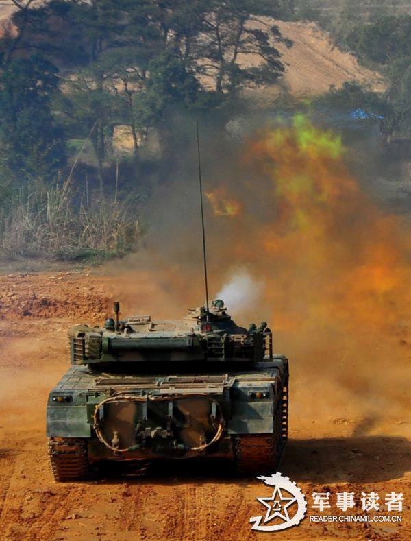 The picture shows the scene of precision strike at the training base. (China Military Online/Yang Bolong) 