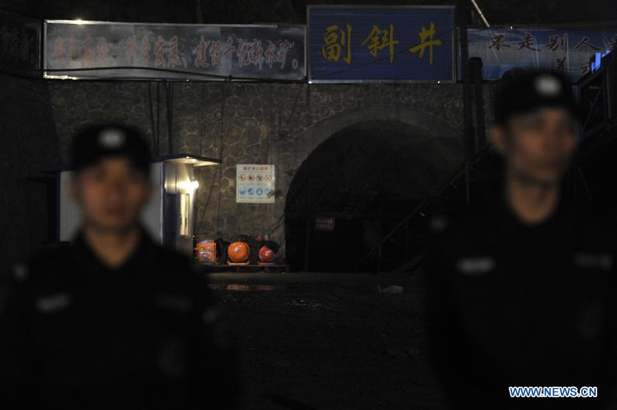 Photo taken on March 13, 2013 shows the site of the accident in Shuicheng County, southwest China's Guizhou Province. Twenty-one miners were killed and four others were missing in a coal and gas outburst Tuesday evening at Machang Coal Mine which belongs to Gemudi Company of Guizhou Water & Mining Group. Eighty-three miners were working underground when the accident took place, and 58 of them managed to get to the ground safely. (Xinhua/Ou Dongqu)