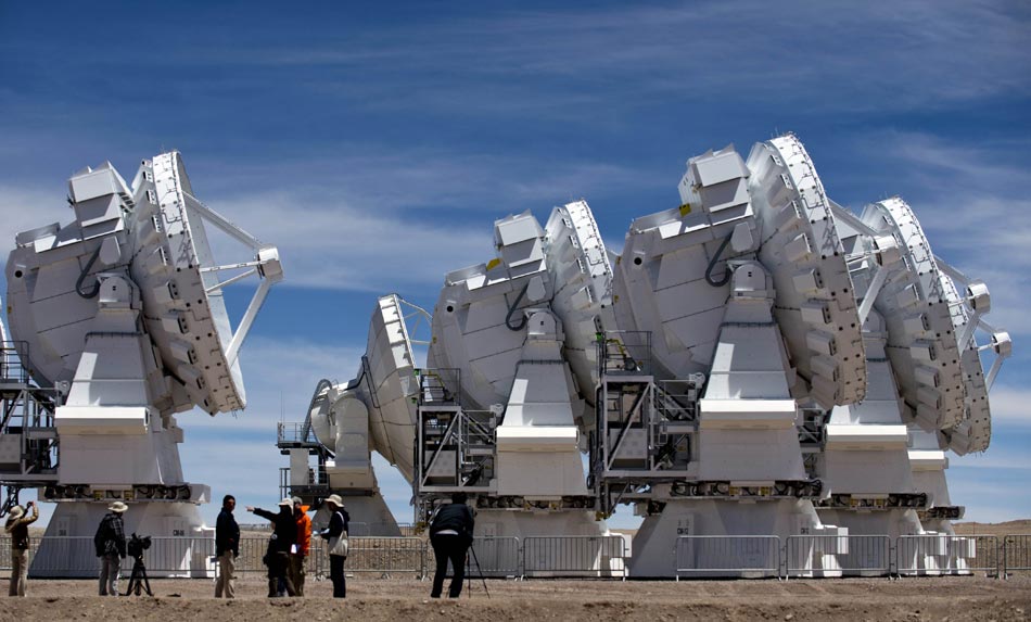 Chile unveils world's largest astronomical observatory in the remote Atacama Desert of the northern Chilean Andes on March 13, 2013. (Photo/Xinhua) 