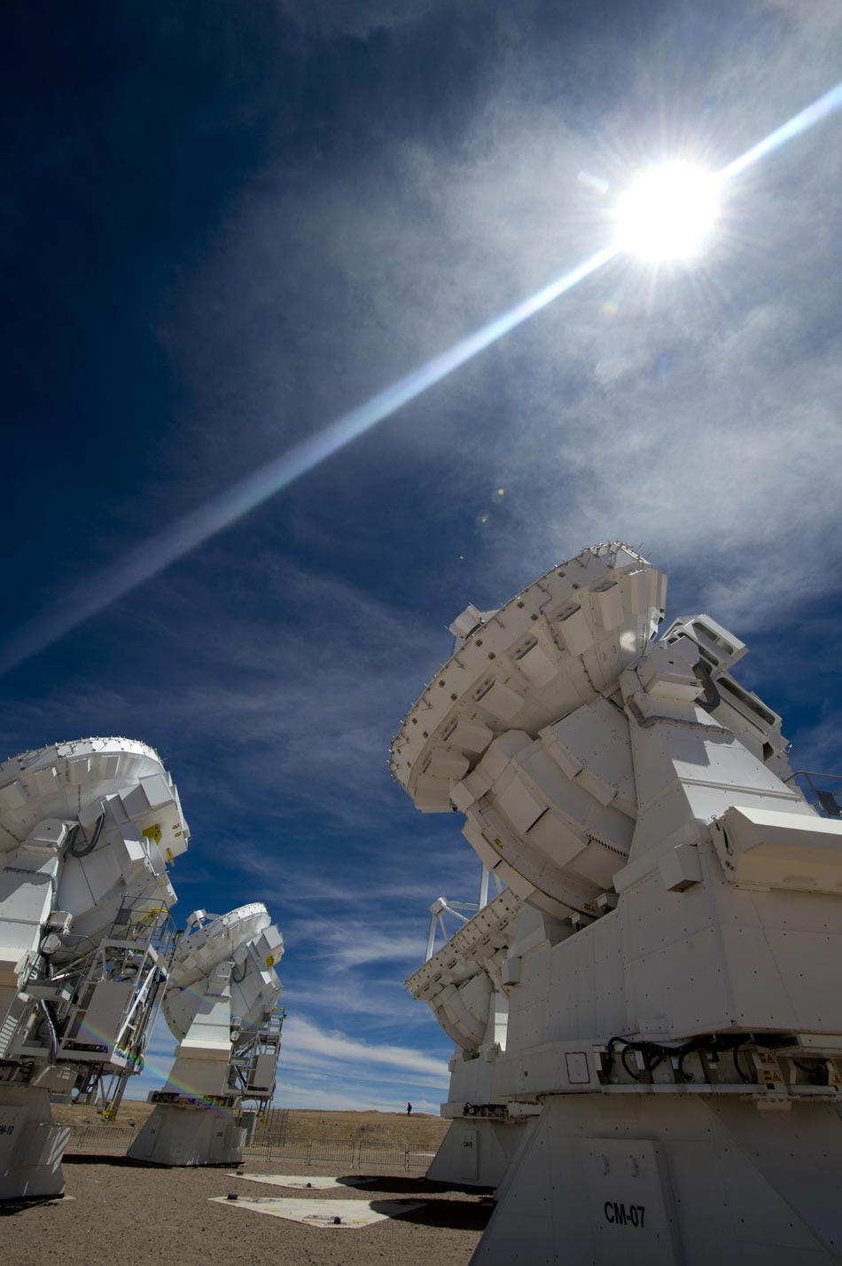 Chile unveils world's largest astronomical observatory in the remote Atacama Desert of the northern Chilean Andes on March 13, 2013. (Photo/Xinhua) 