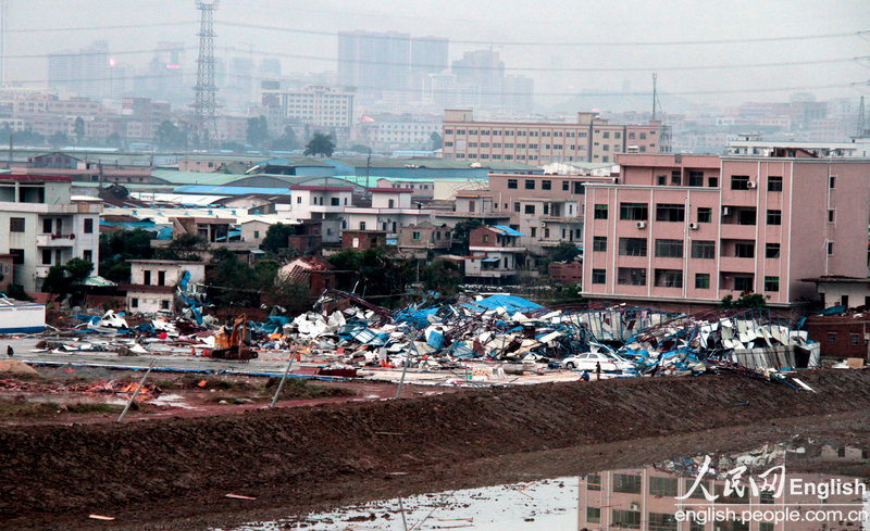 A thunderstorm and hail, along with gales and torrential rains, killed eight people in Dongguan City of south China's Guangdong province. The storm overturned cars and blew down trees and sheds and 136 others were injured according to local authorities on Wednesday. (Photo/CFP)