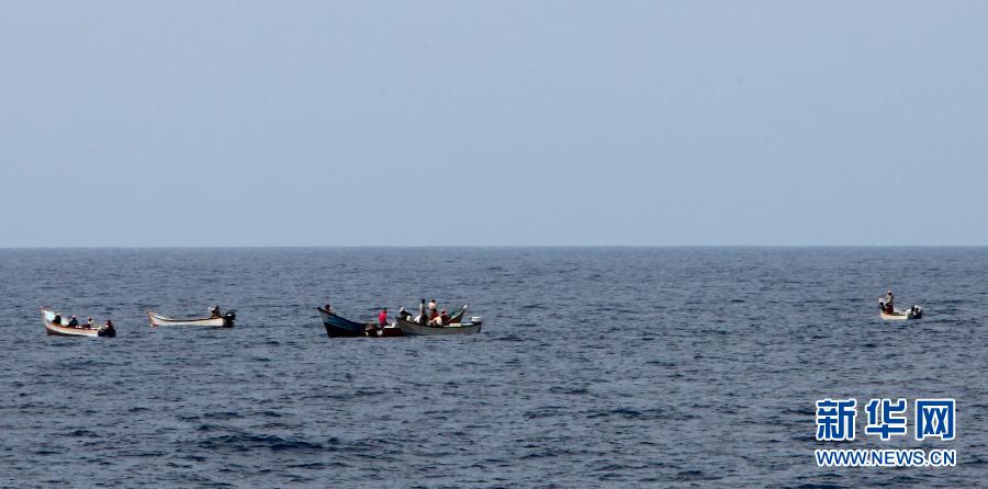 The 14th escort taskforce under the Navy of the Chinese People's Liberation Army (PLA) expels several suspected vessels. (Xinhua/Rao Rao)