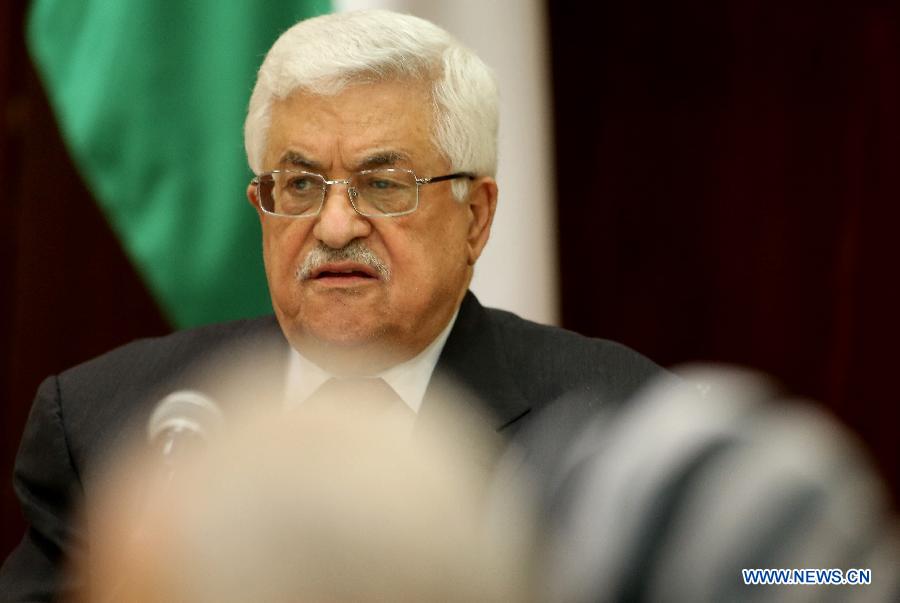 Palestinian President Mahmoud Abbas speaks during a meeting of Fatah Movement central committee at the Presidential headquarters in the West Bank city of Ramallah on April 2, 2013. Abbas blamed the government of Israeli Prime Minister Benjamin Netanyahu on Tuesday for the death of a prisoner suffering from terminal cancer. (Xinhua/Fadi Arouri) 