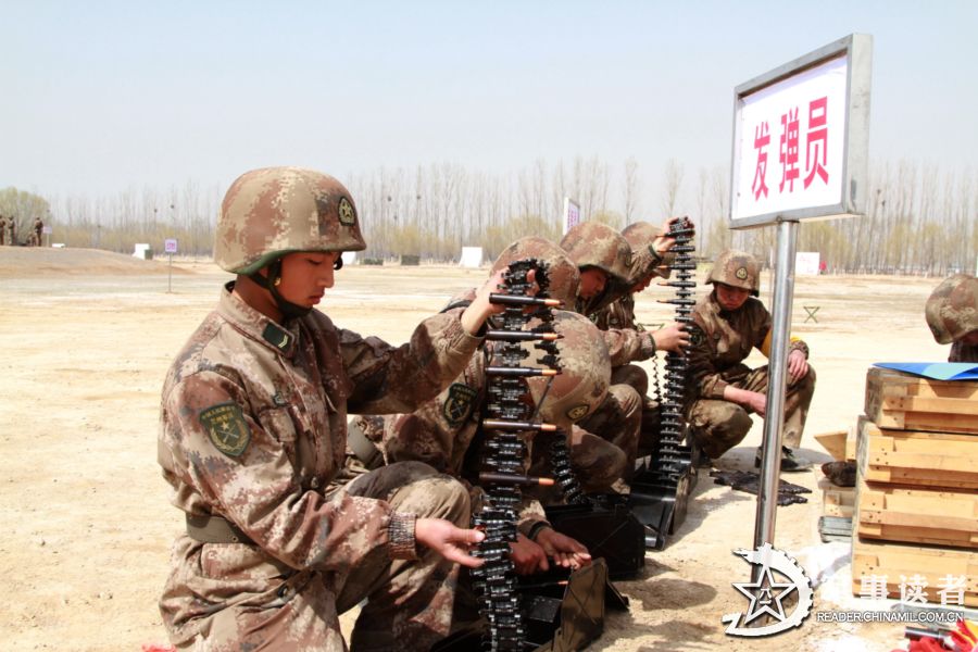 Soldiers of a regiment of the Lanzhou Military Area Command (MAC) of the Chinese People's Liberation Army (PLA) are in hard military training in the barrack. (China Military Online/Yuan Hongyan, Wang Qingbiao)