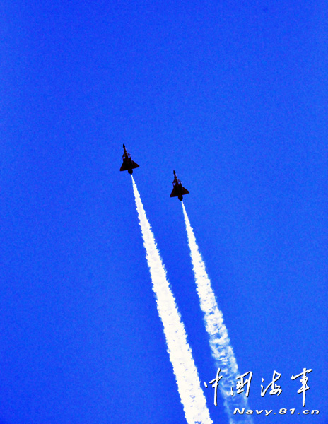 Chinese navy's J-10 fighters take off (Photo Source: navy.81.cn)