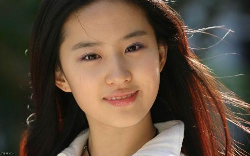 No. 16  Liu Yifei.  (xinhuanet.com)