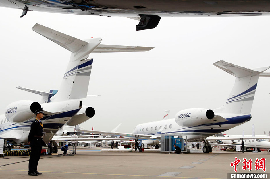 2013 Asian Business Aviation Conference & Exhibition kicks off at Hongqiao International Airport in Shanghai on April 16, 2013. 180 exhibitors displayed 38 latest aircraft at the show. Business airplane worth $30million to $50 million will be the main sales. (CNS /Tang Yanjun )