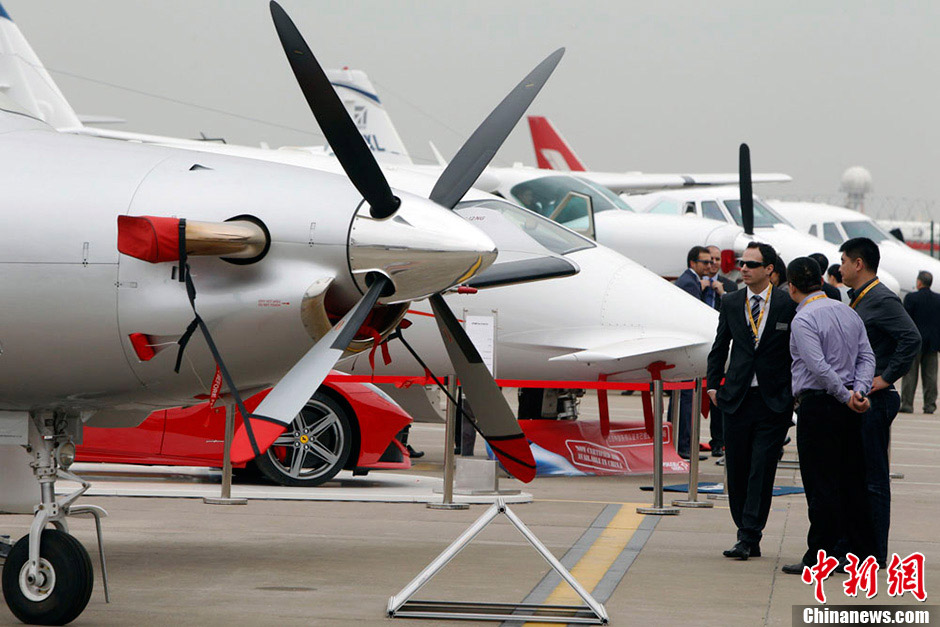 2013 Asian Business Aviation Conference & Exhibition kicks off at Hongqiao International Airport in Shanghai on April 16, 2013. 180 exhibitors displayed 38 latest aircraft at the show. Business airplane worth $30million to $50 million will be the main sales. (CNS /Tang Yanjun )